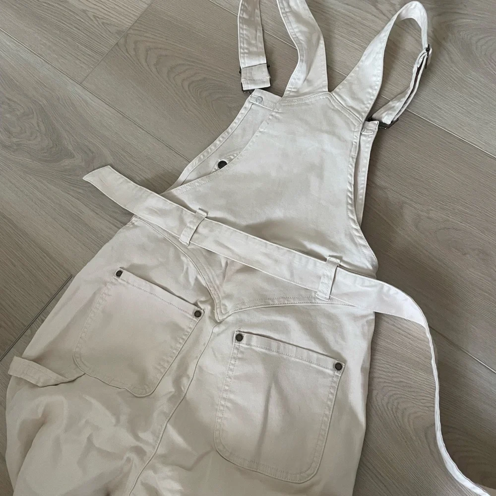 NWOT Buffbunny Over it Alls - Ivory - XS Short - Picture 9 of 12